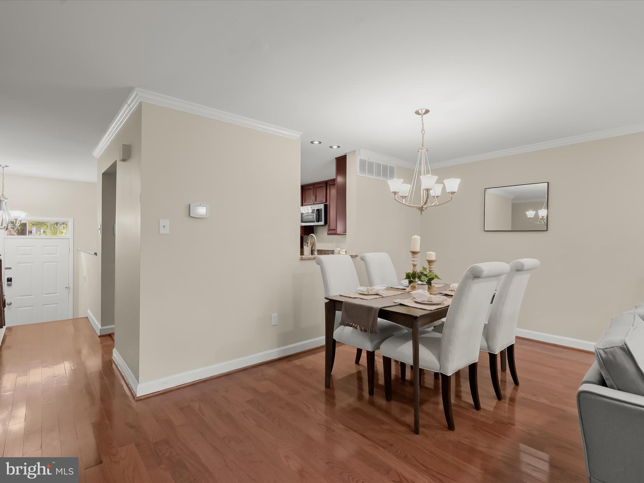 11838 New Country Ln