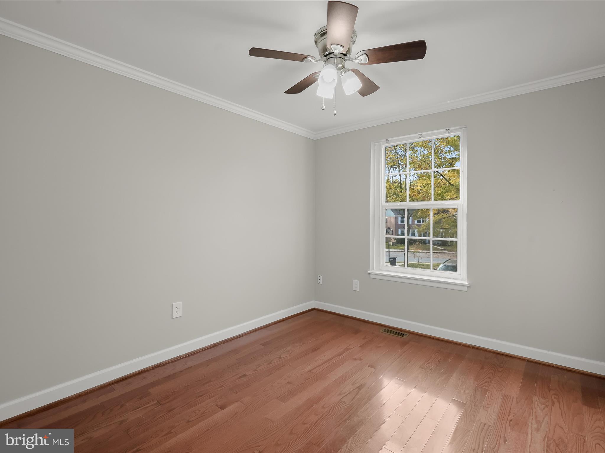 11838 New Country Ln