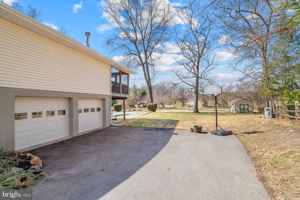 1108 Underwood Rd