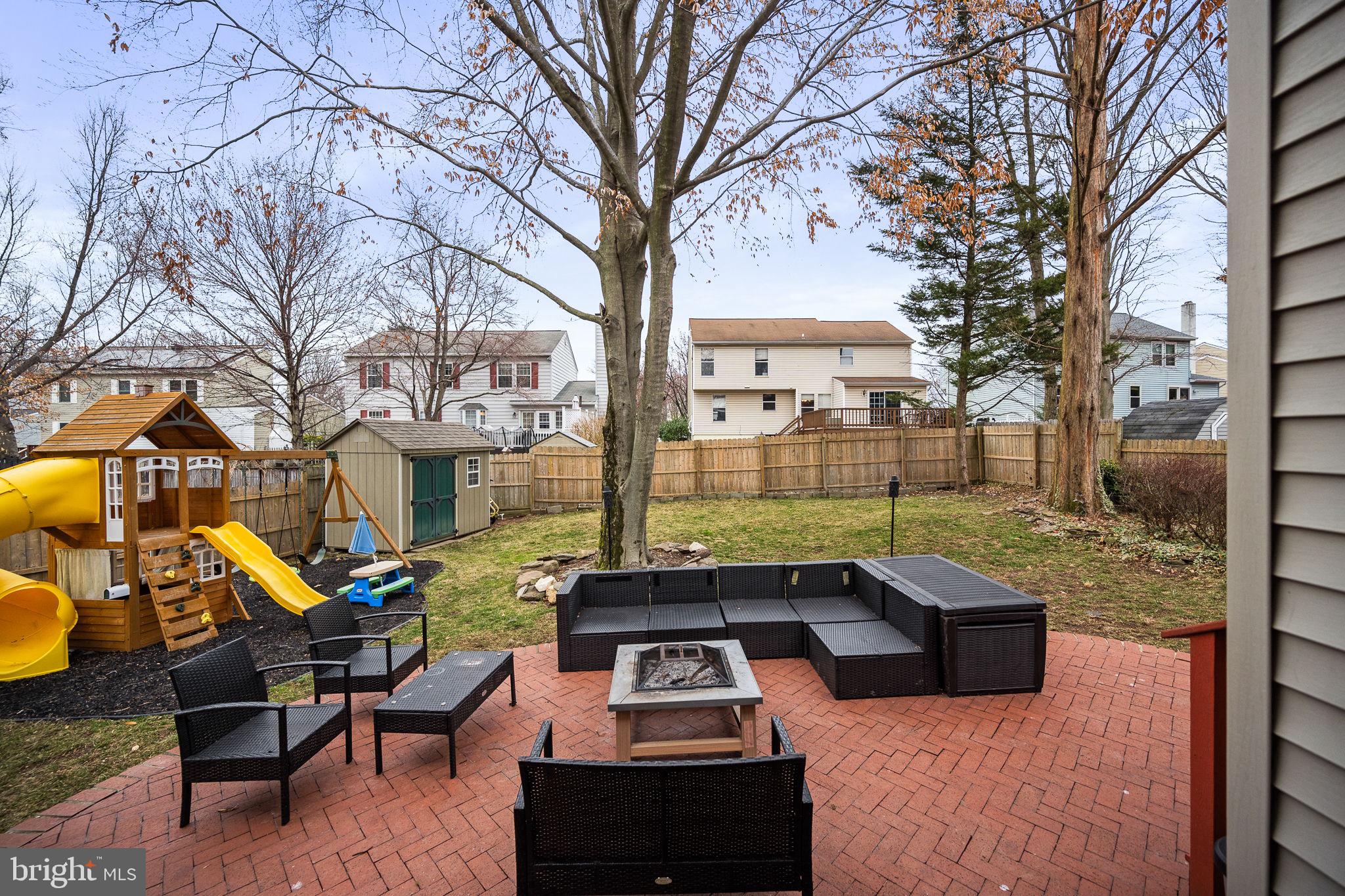 8023 Nightwind Ct
