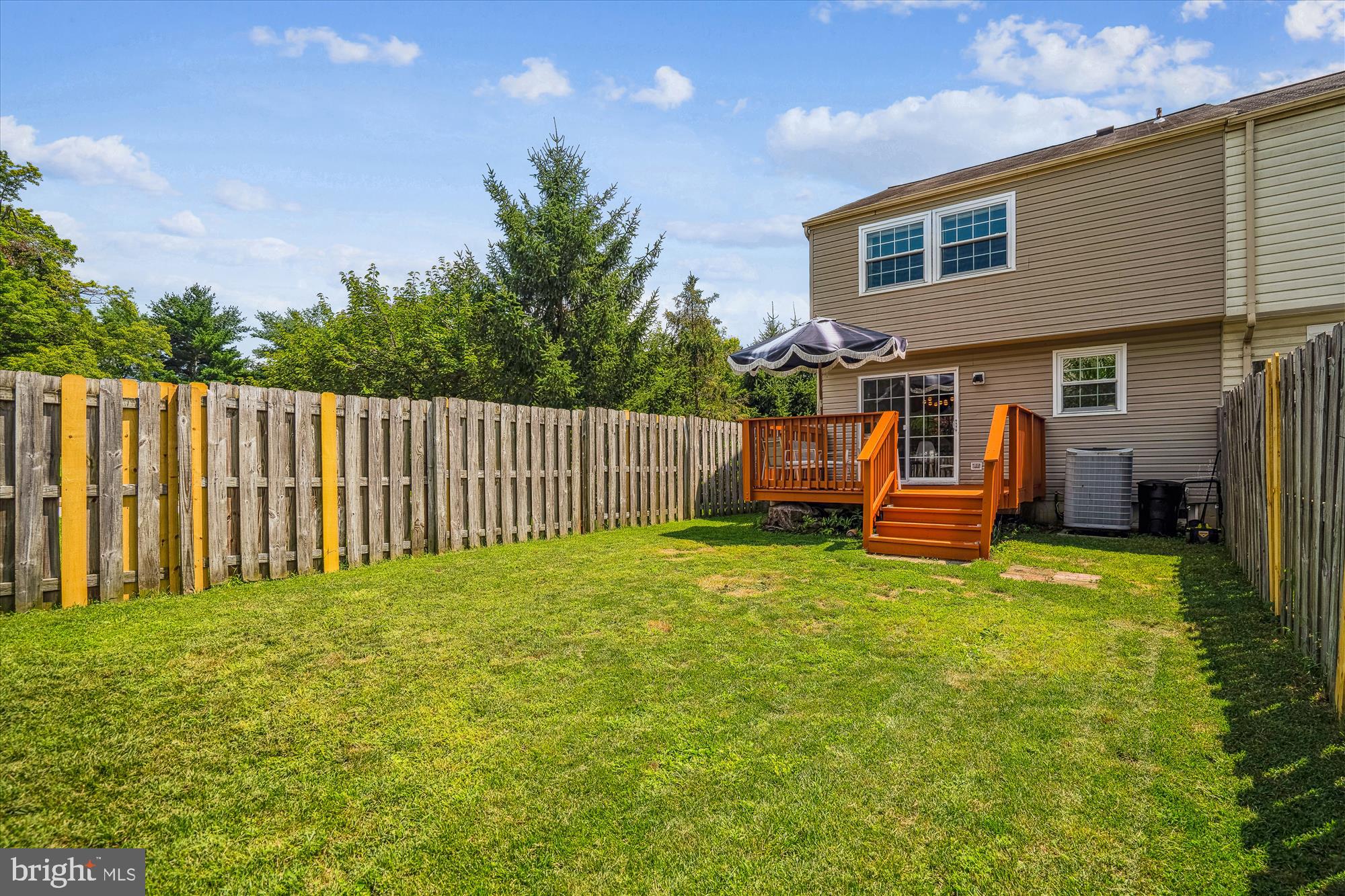 9348 PIRATES COVE