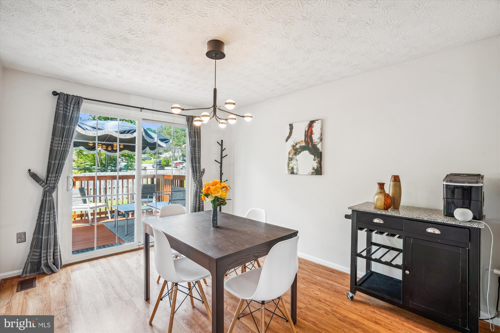 9348 PIRATES COVE