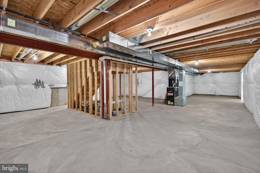 6090 OLD WASHINGTON ROAD