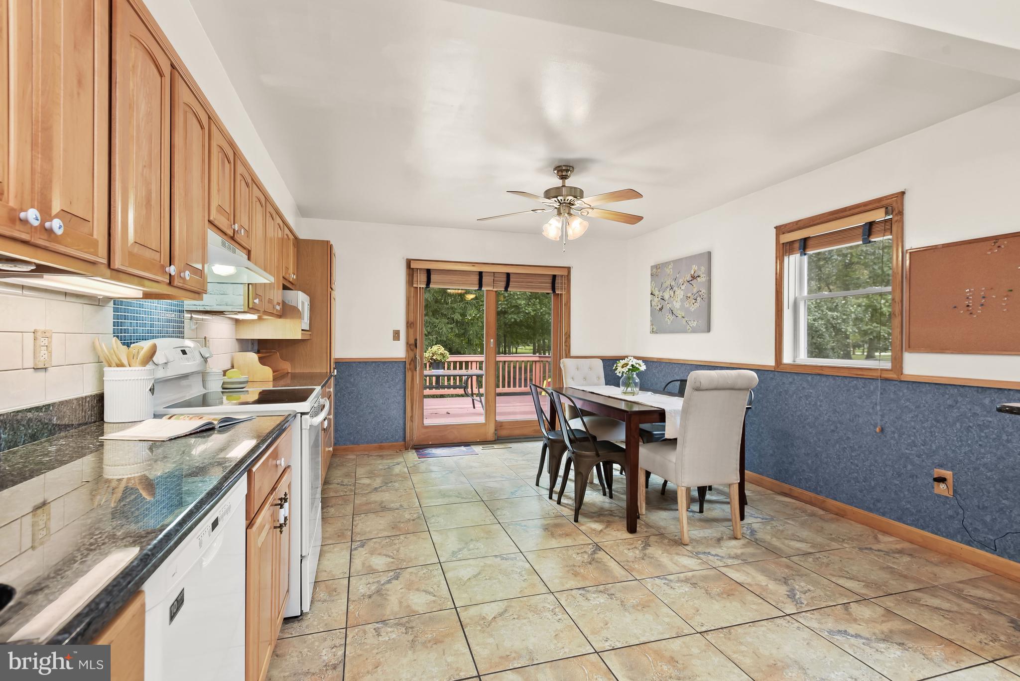 121 Tulip Dr