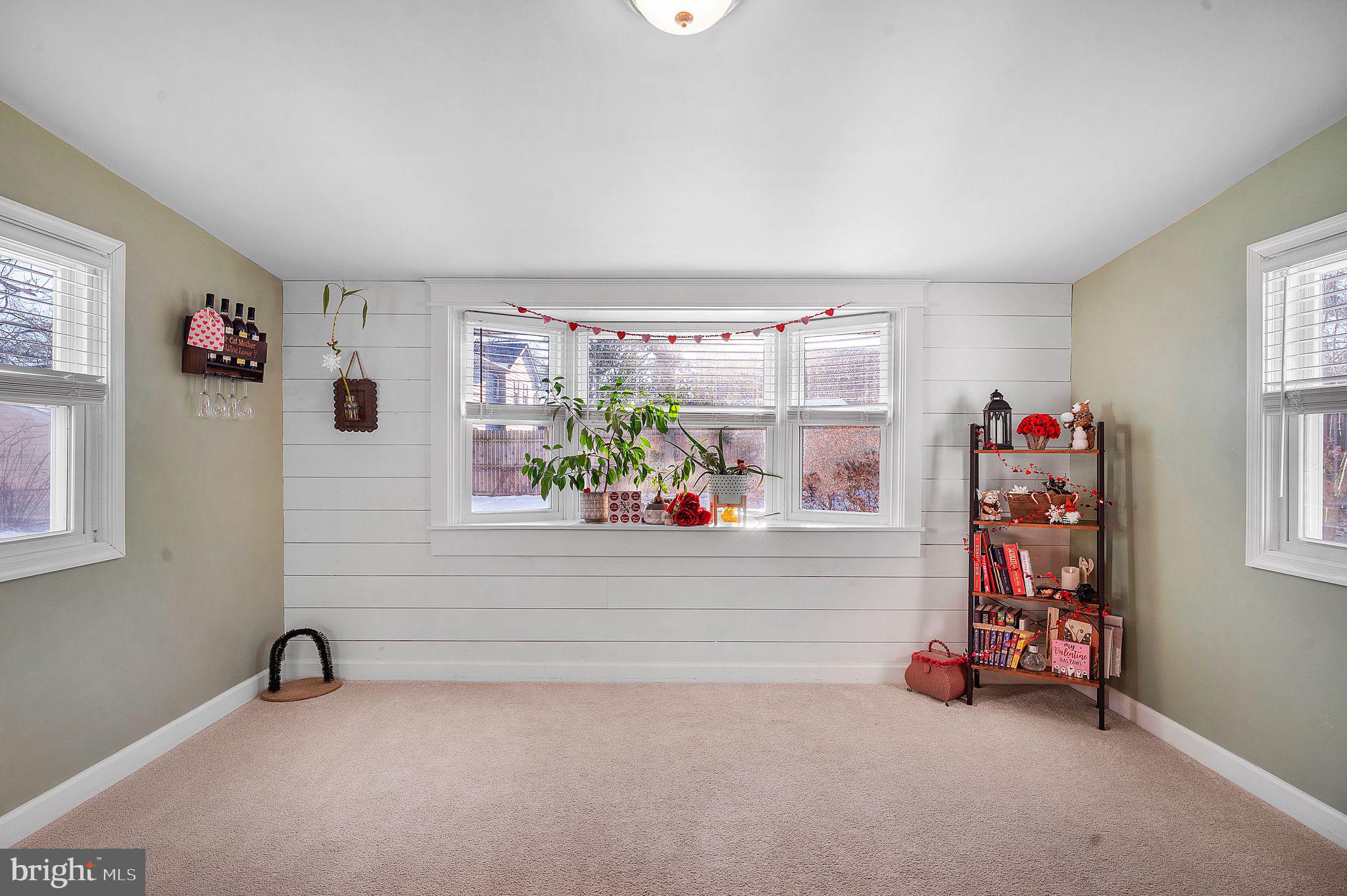 12413 Stretton Ln