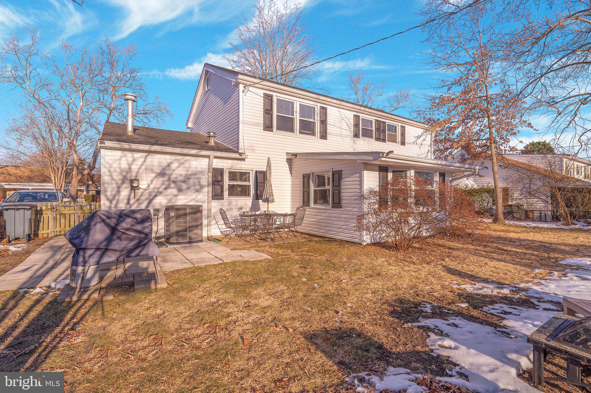 12413 Stretton Ln