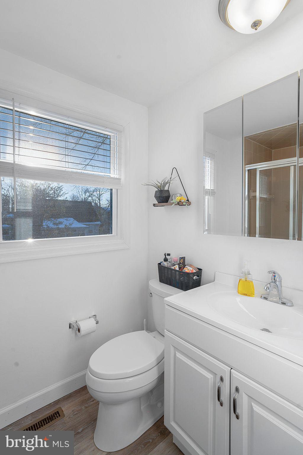 12413 Stretton Ln