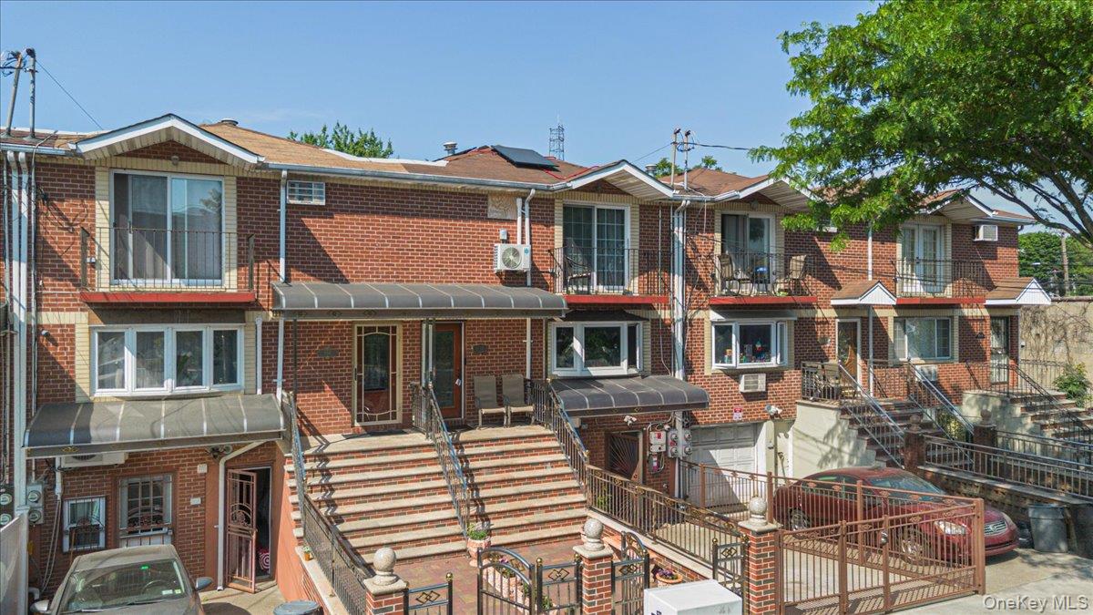 850 E 95th Street