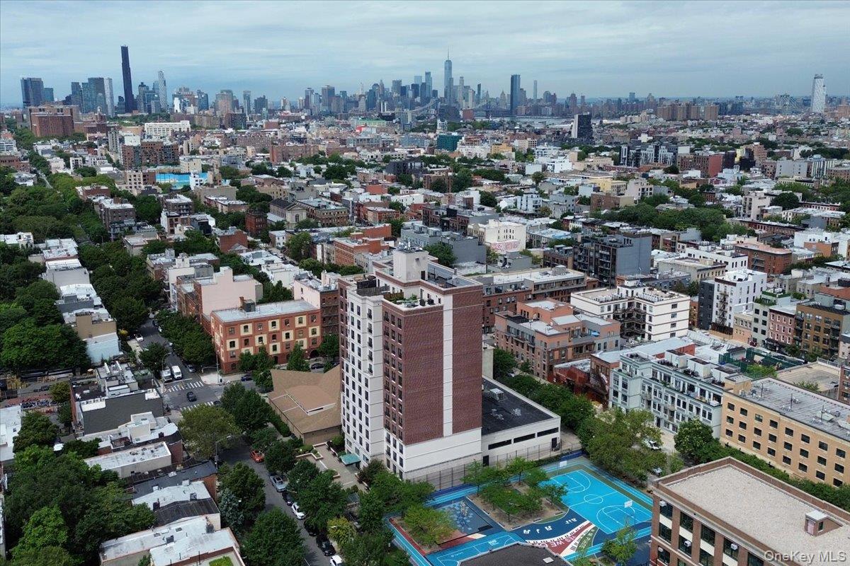 775 Lafayette Avenue Unit: 8E