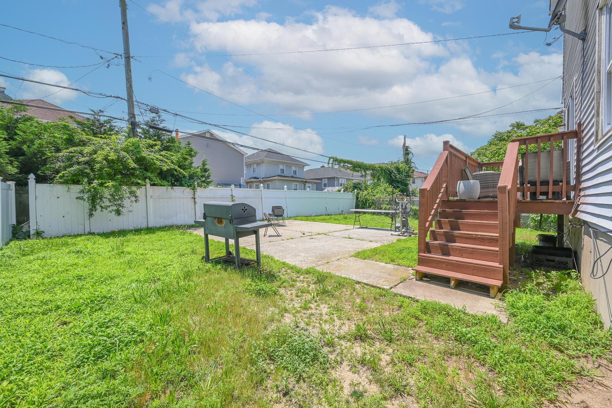 20 E Pine Street