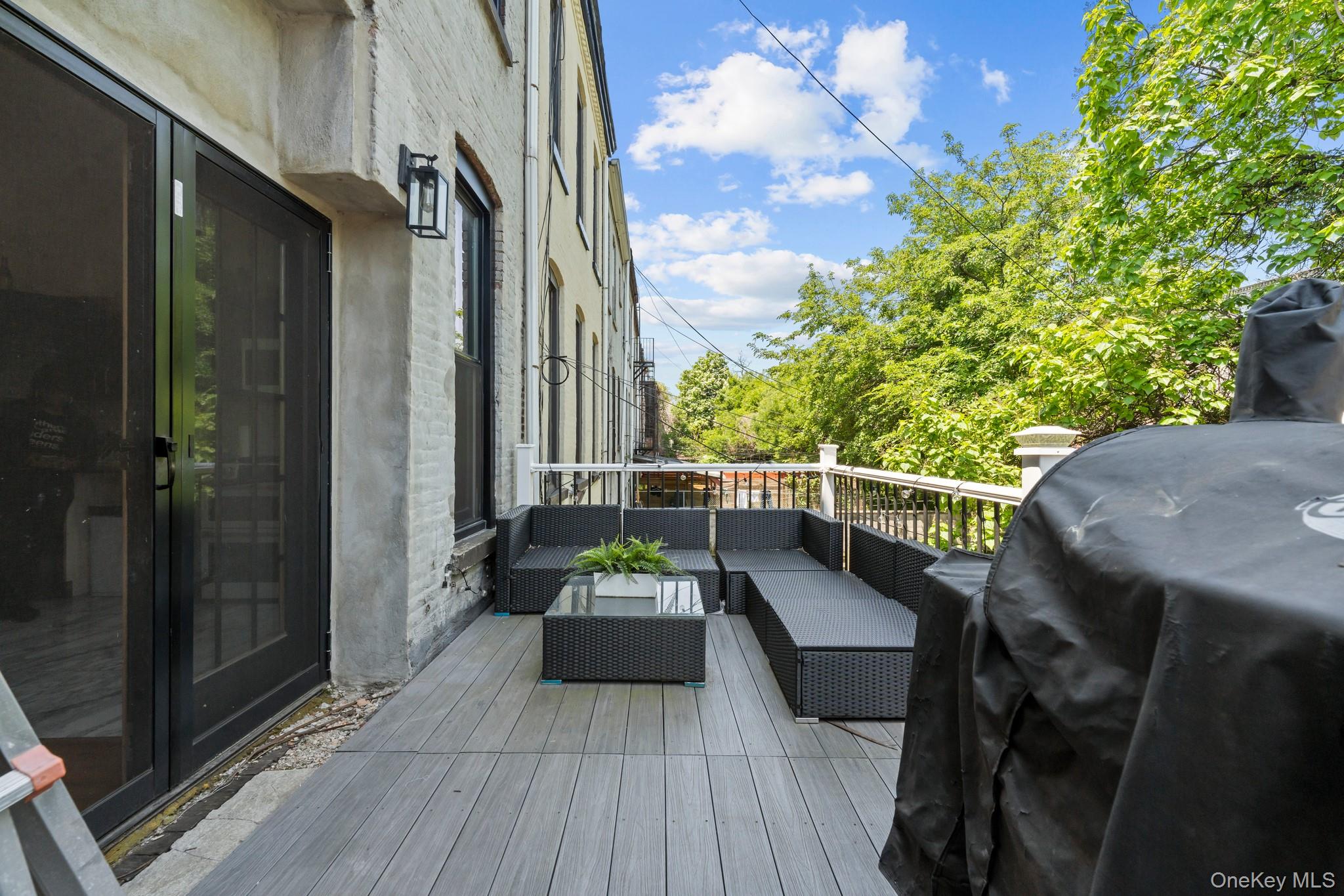 609 Lexington Avenue
