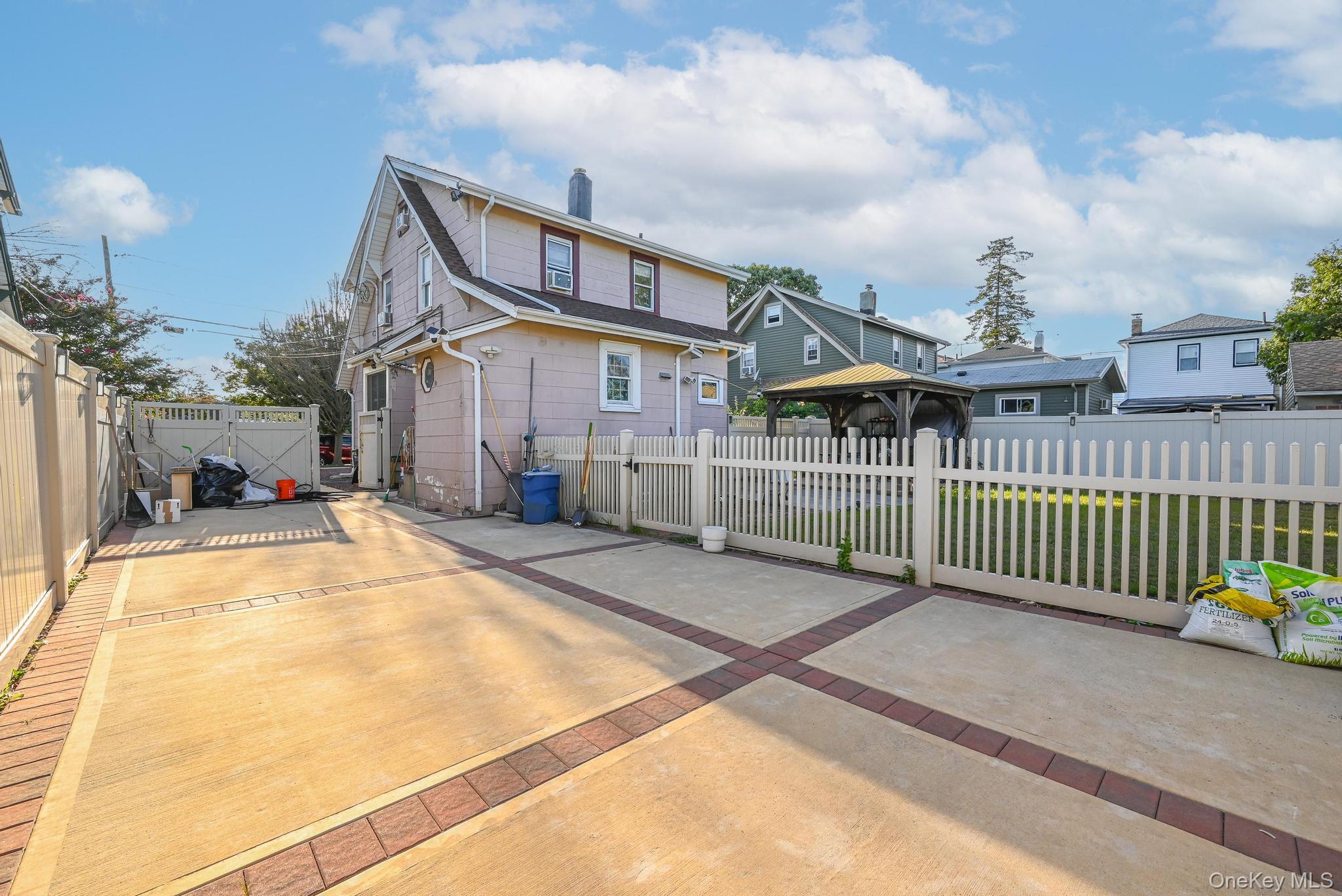 222 N Ocean Avenue