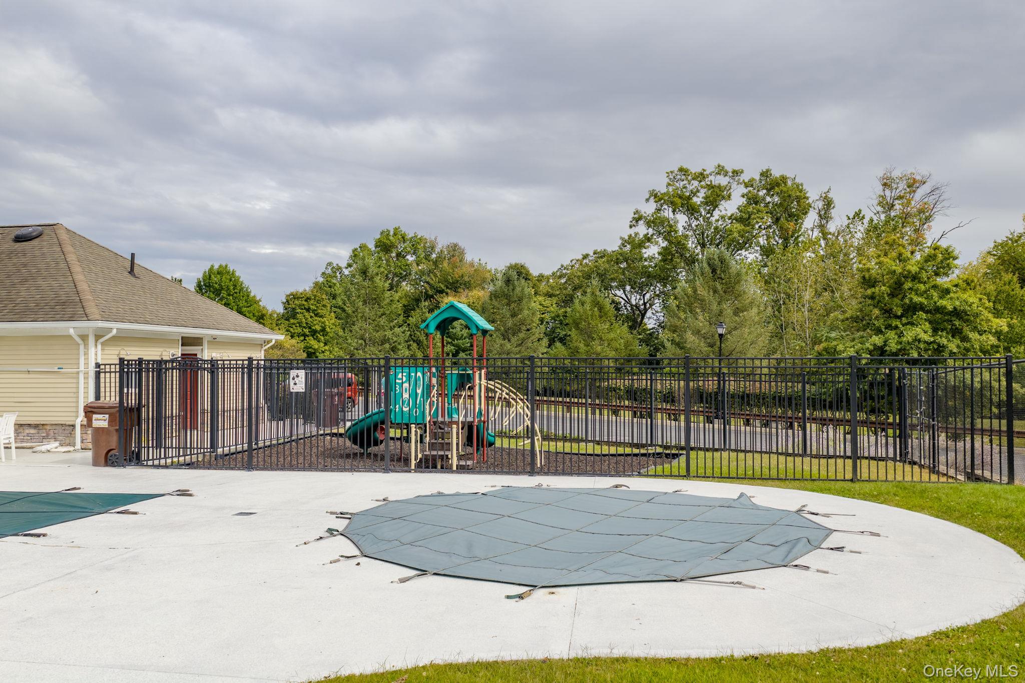 30 Avoncroft LN