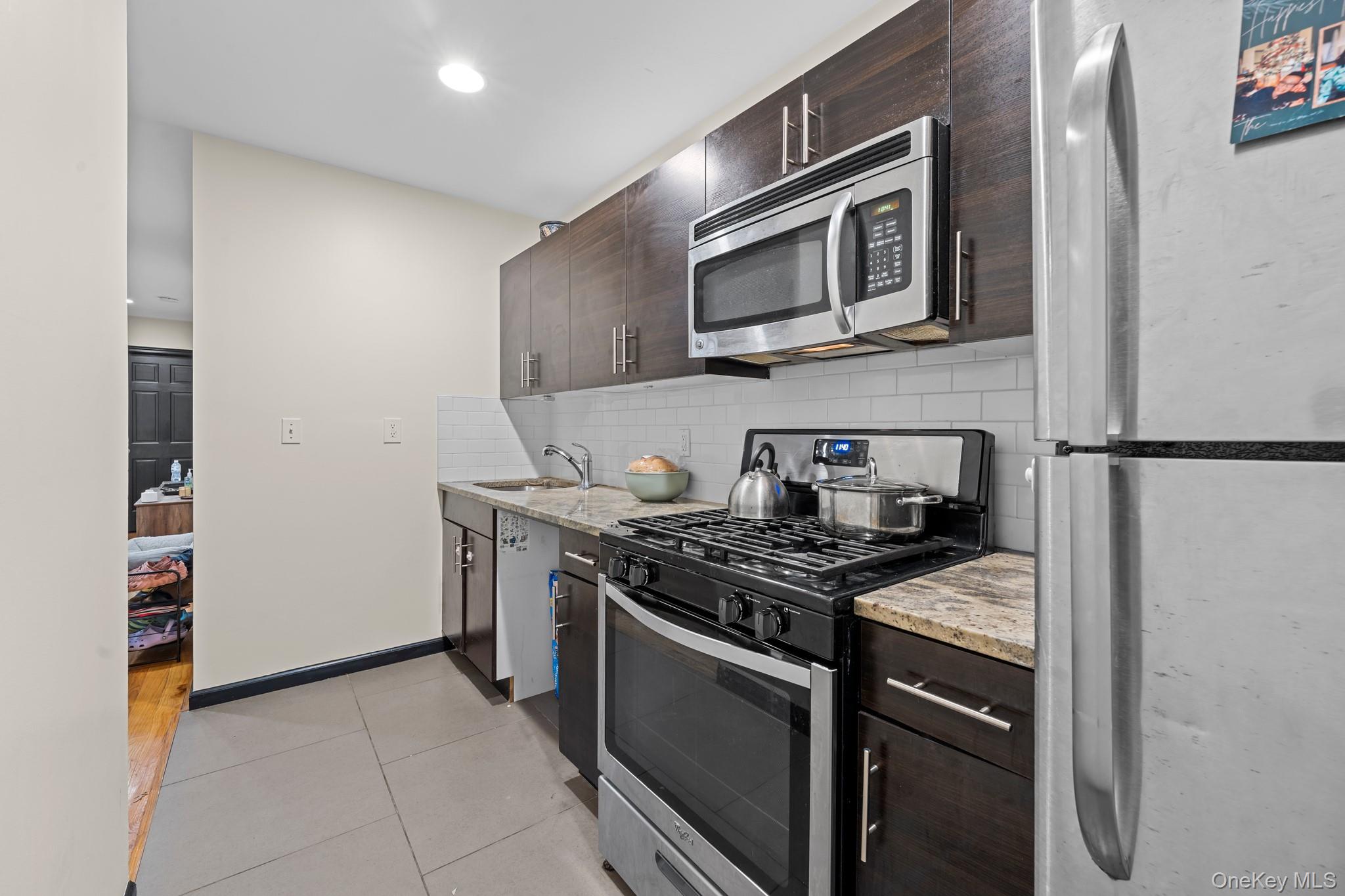 609 Lexington Avenue
