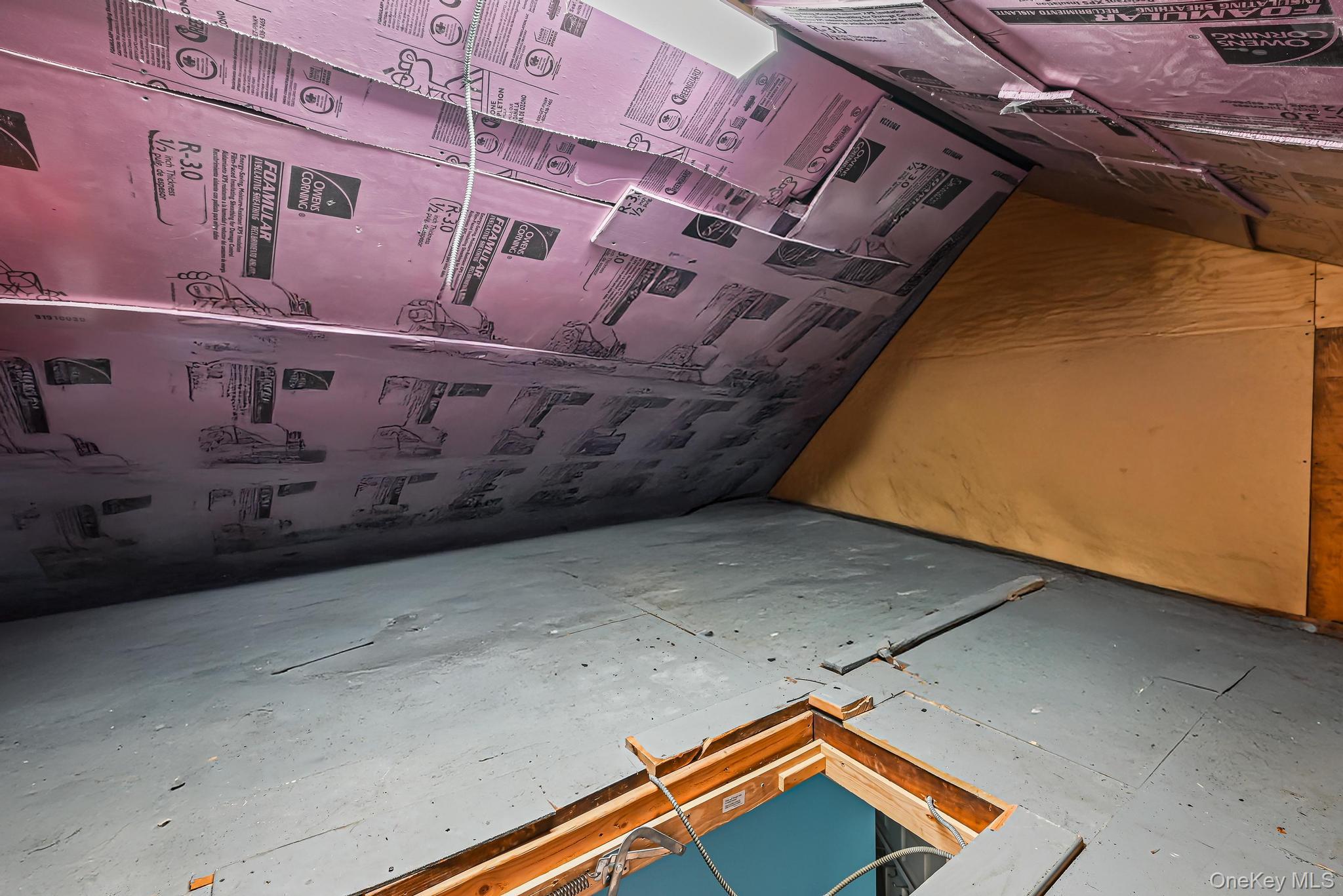 67-09 218th Street Unit: Duplex