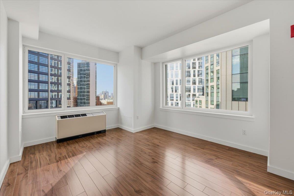 7 Dekalb Avenue Unit: 19F