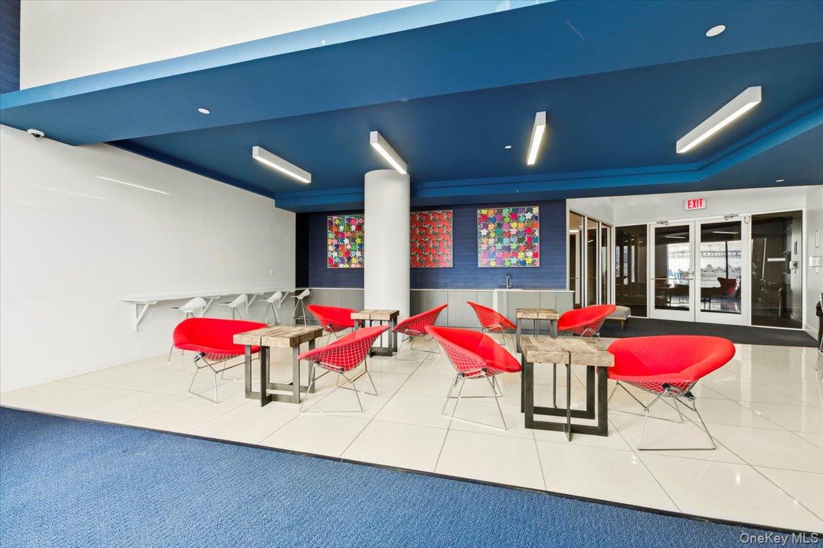 7 Dekalb Avenue Unit: 19F