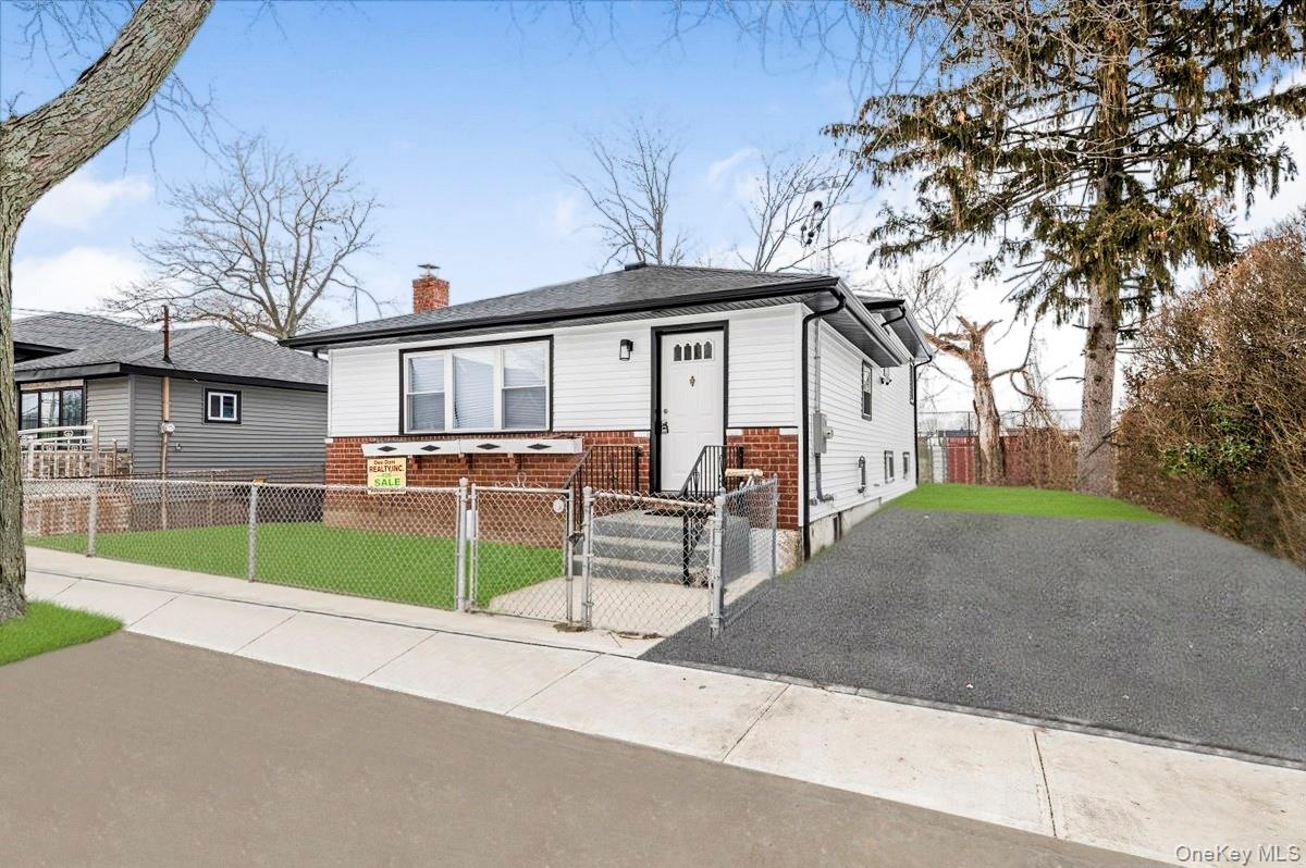 23 Peters Avenue