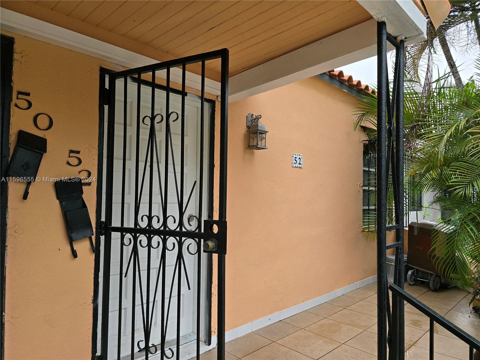 50 NW 40th Ct