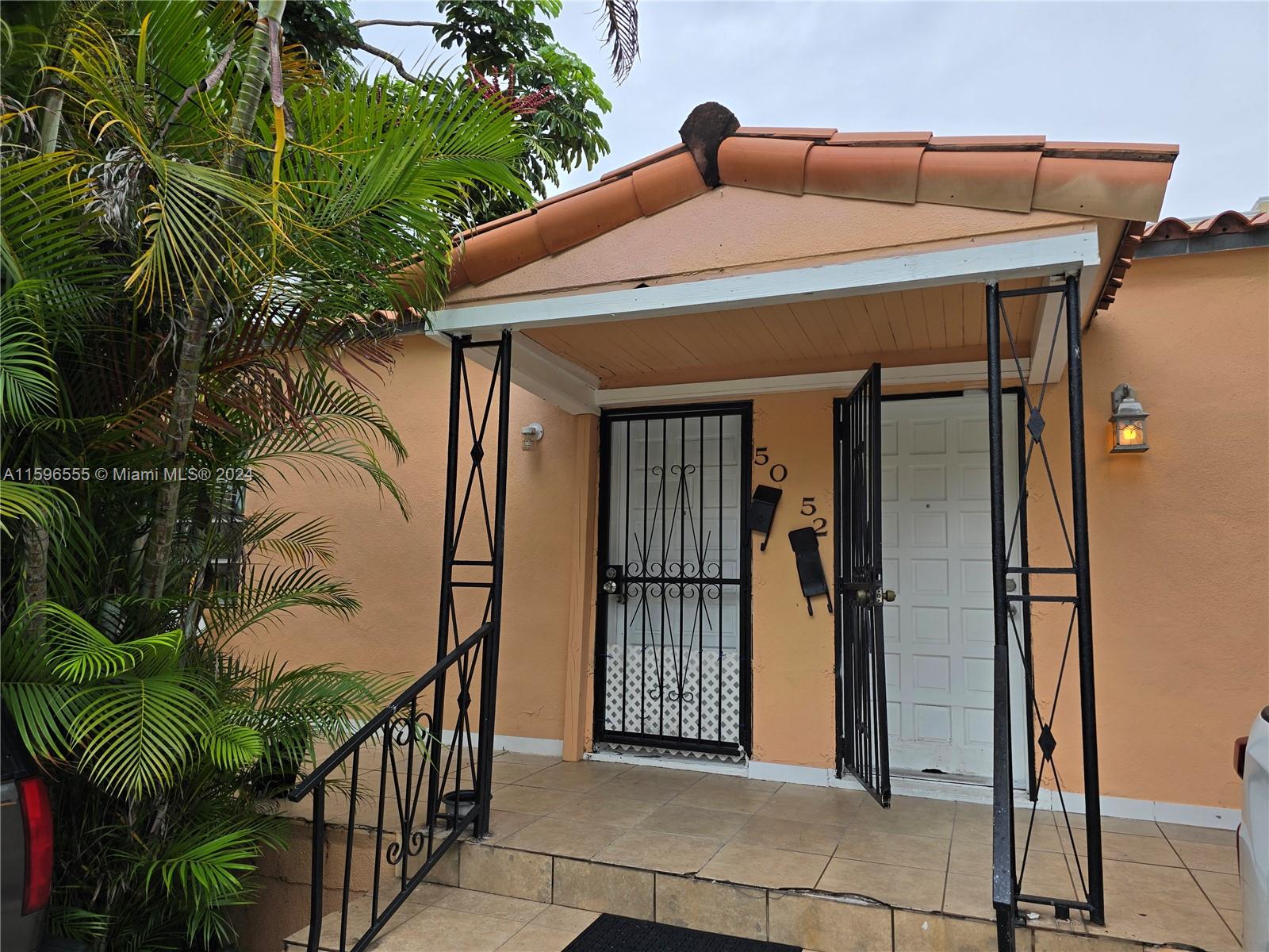 50 NW 40th Ct