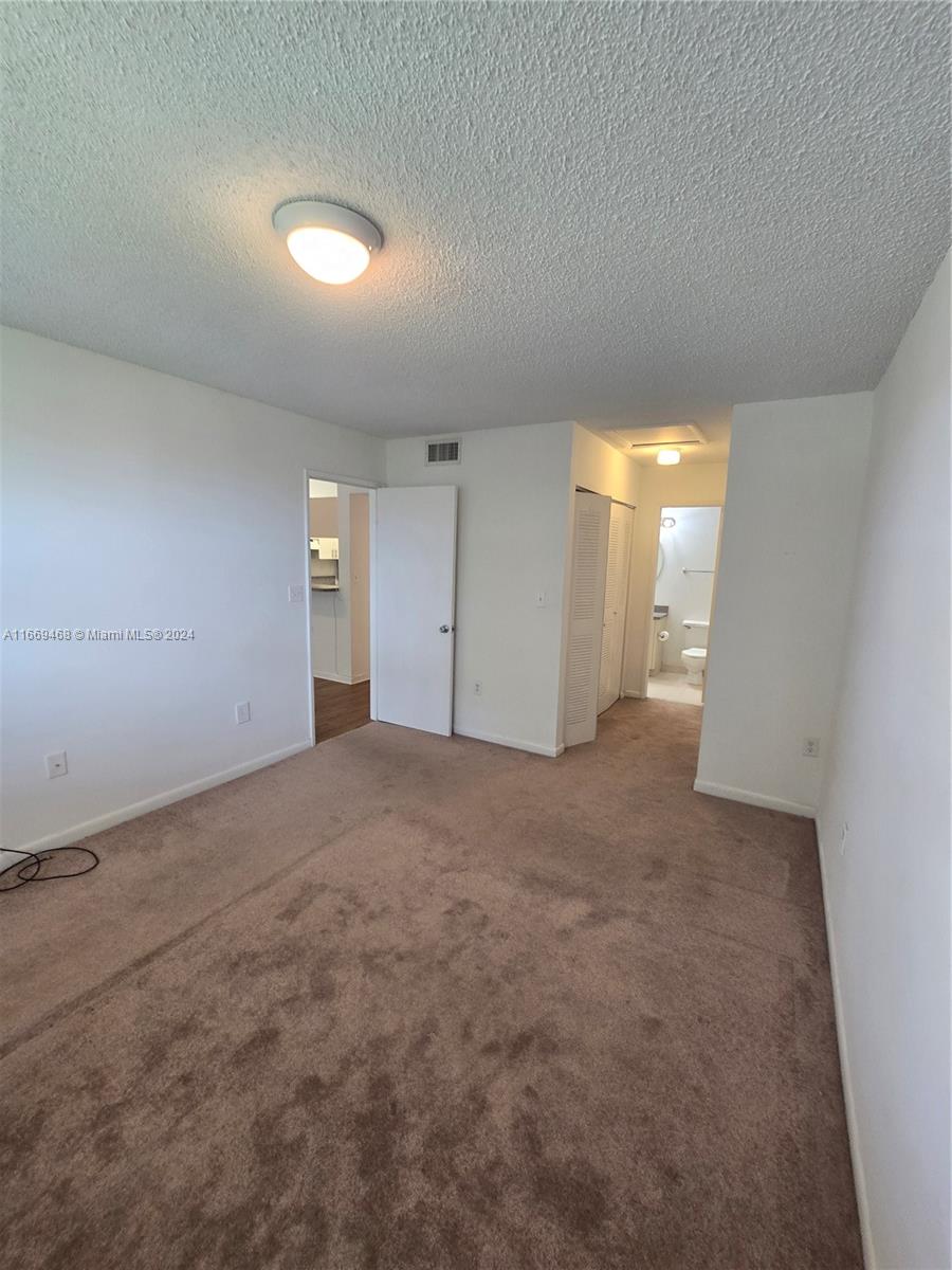 9839 Nob Hill Ct # 9839