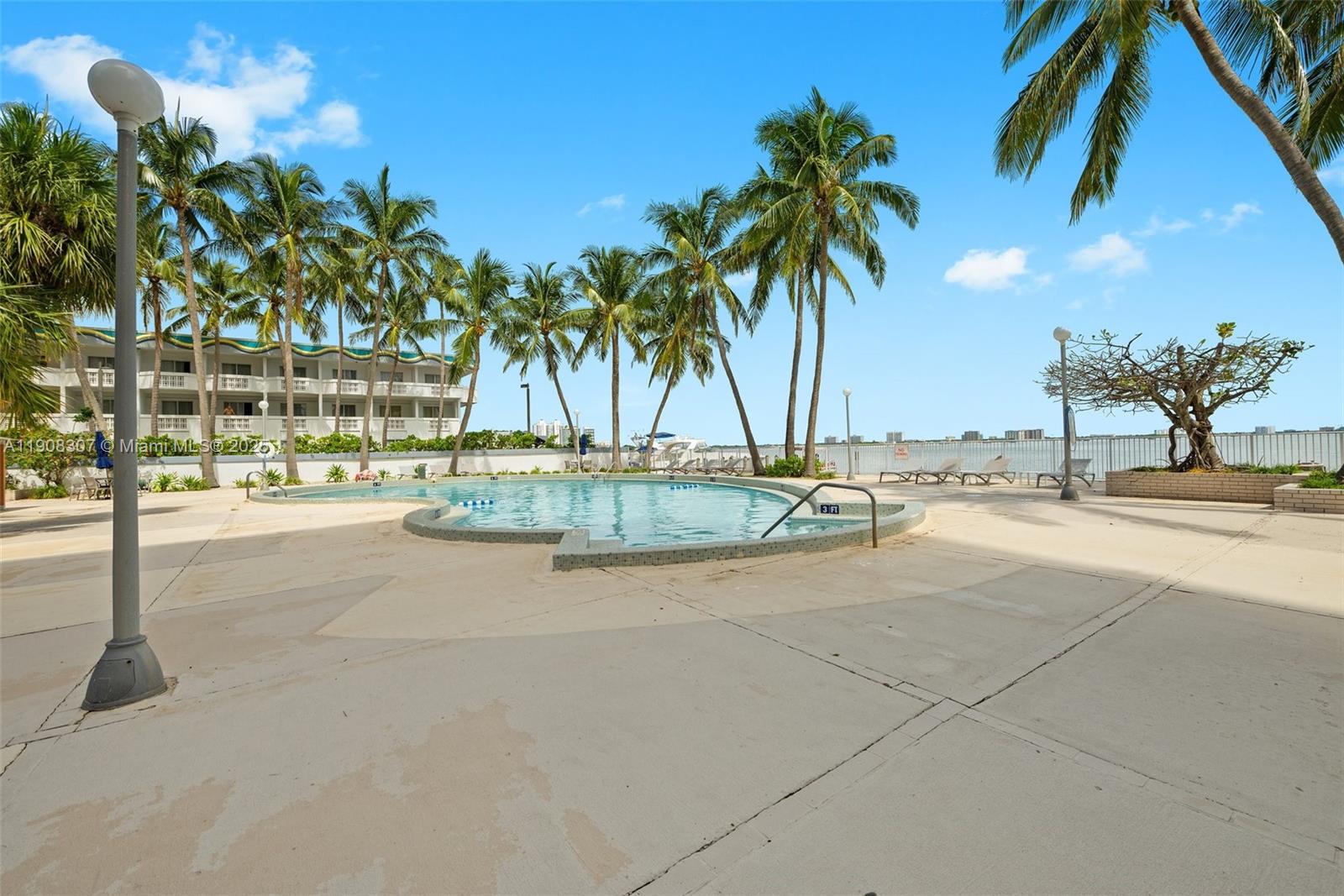 1865 79th St Cswy # 2J