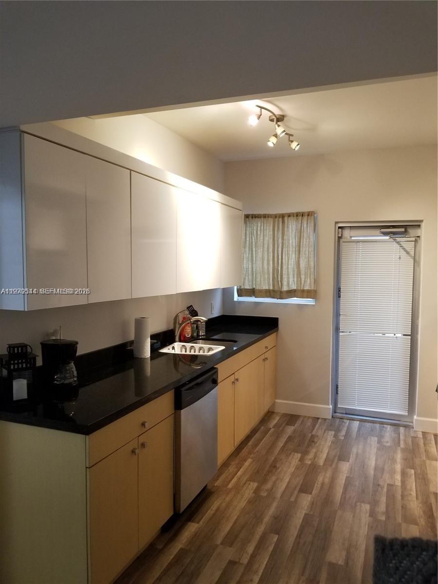 1045 Meridian Ave # 5