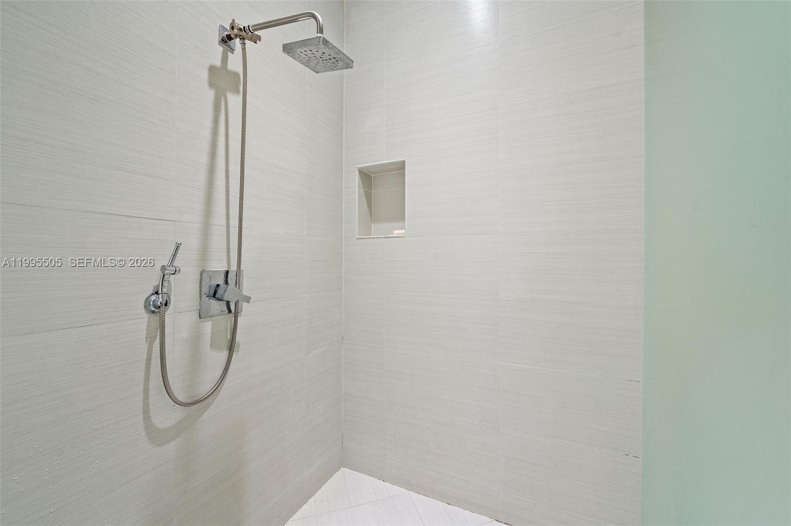 10305 NW 63rd Ter # 105