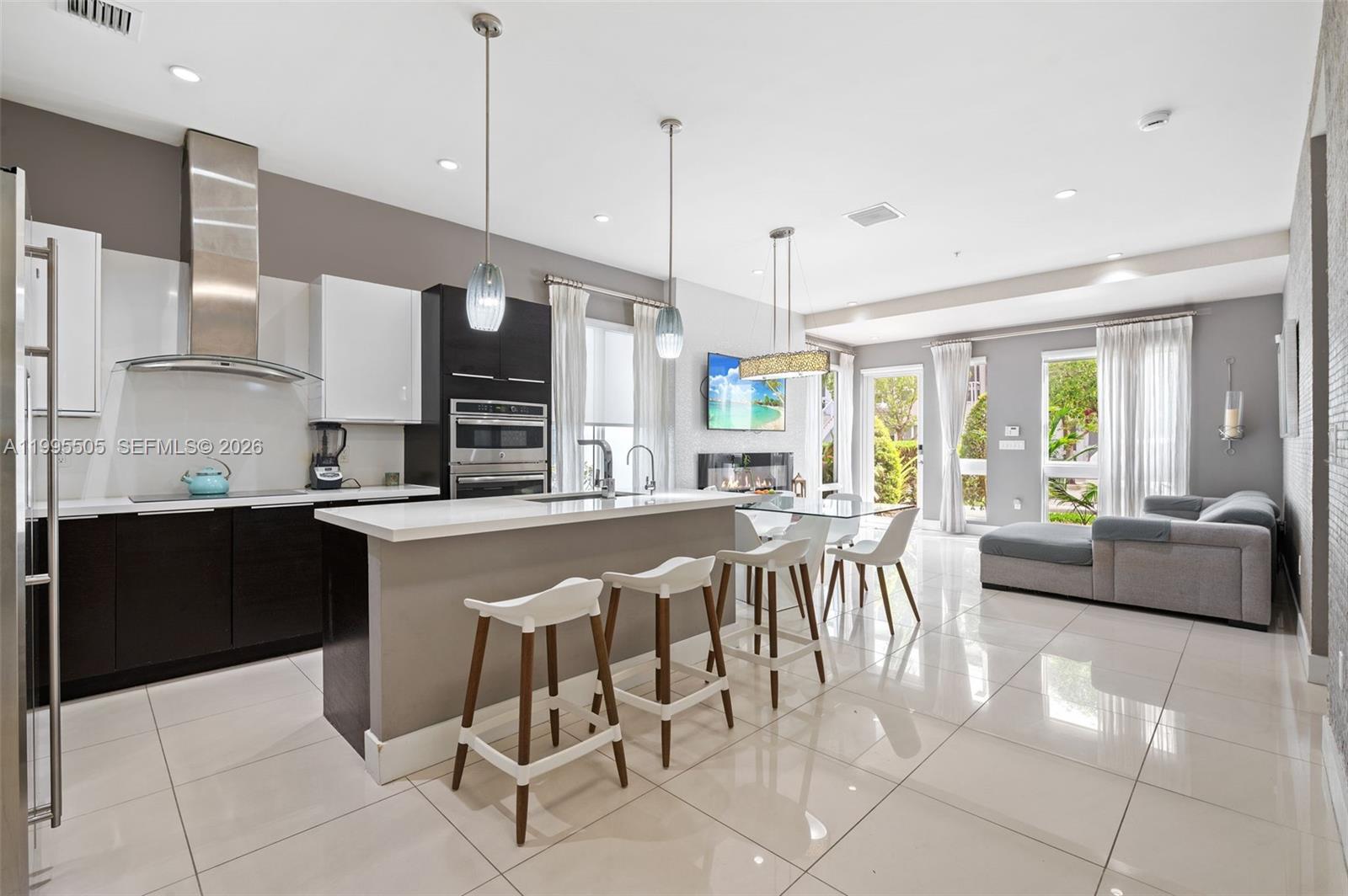 10305 NW 63rd Ter # 105