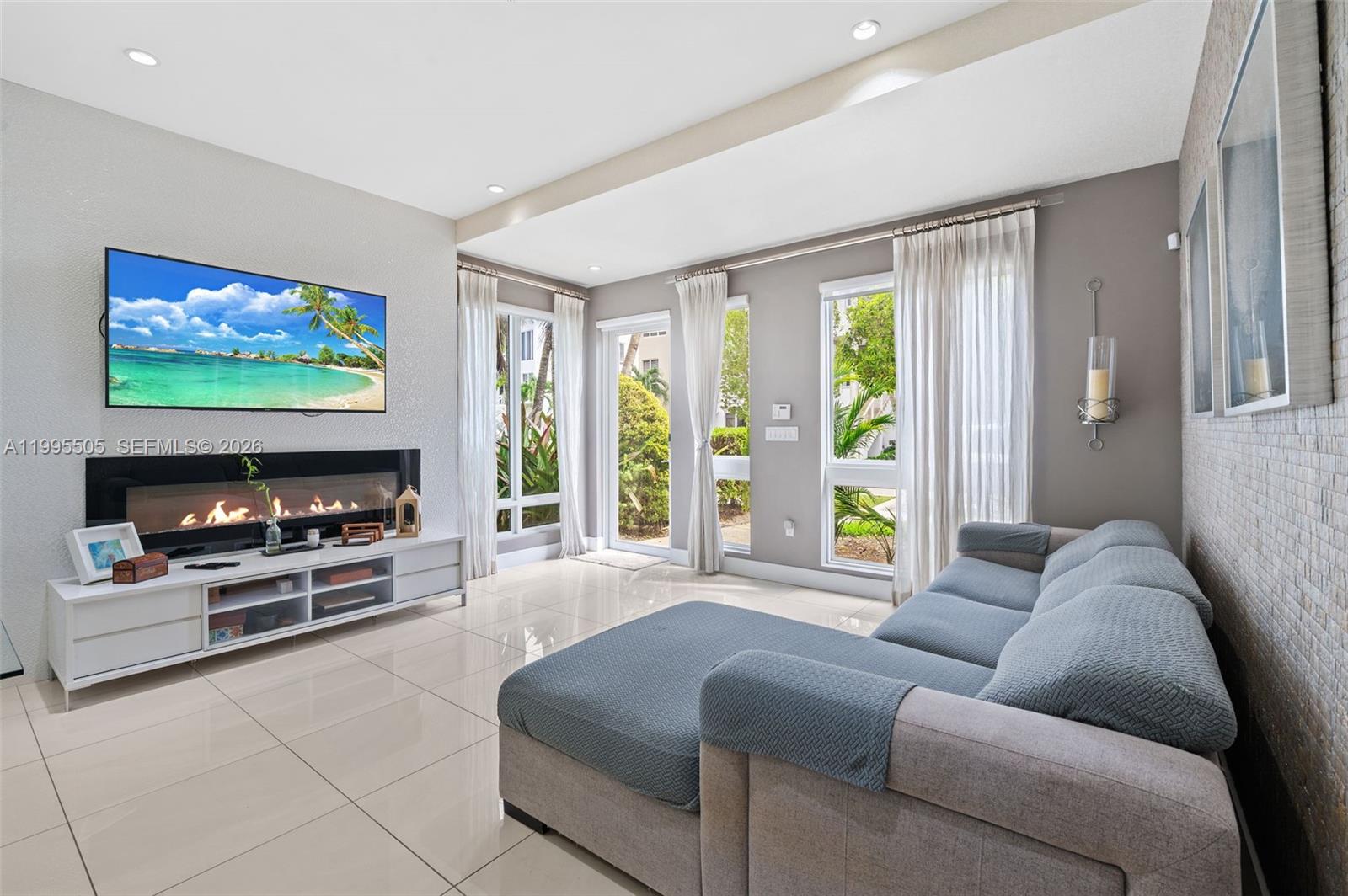 10305 NW 63rd Ter # 105