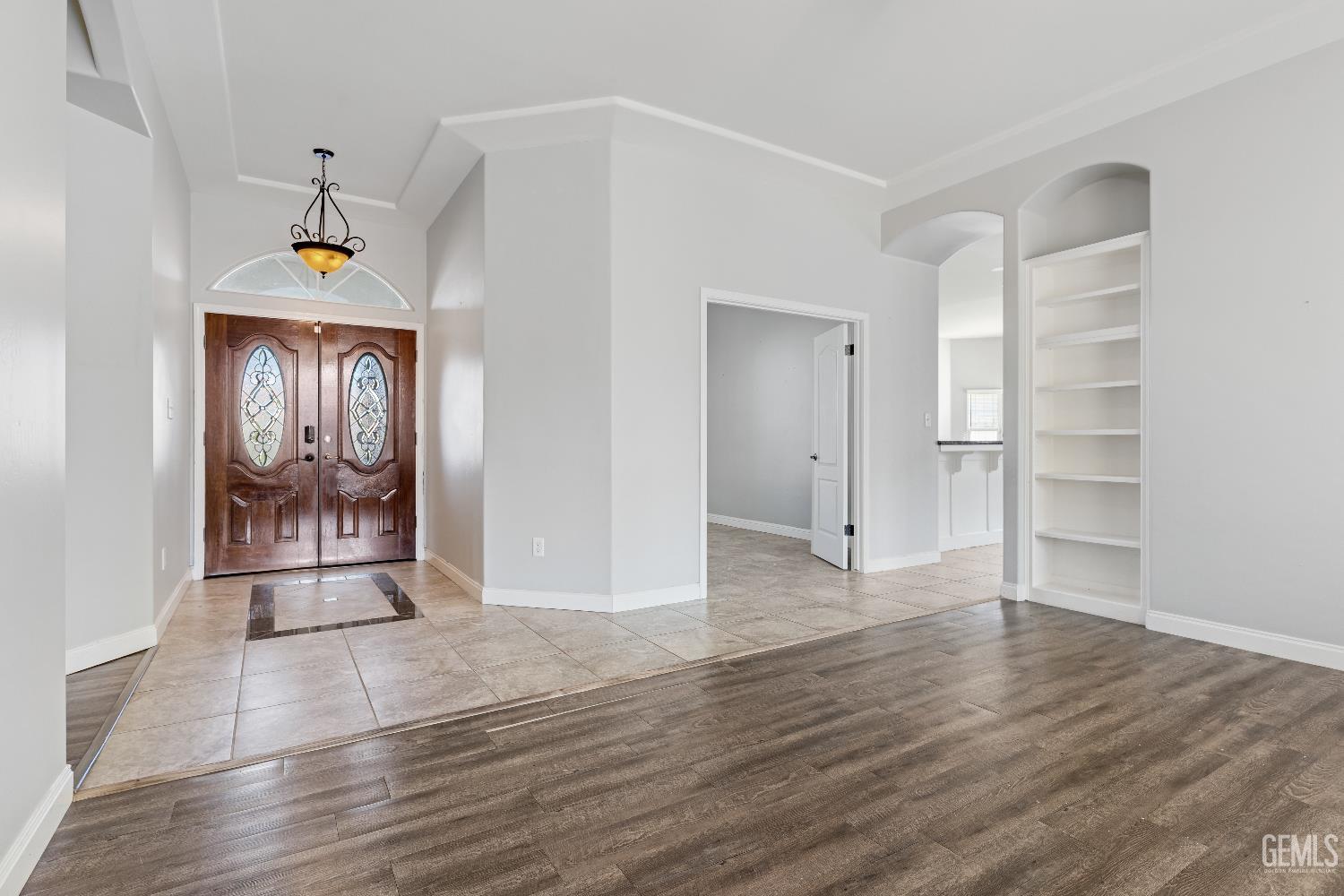 8509 Nine Iron Drive