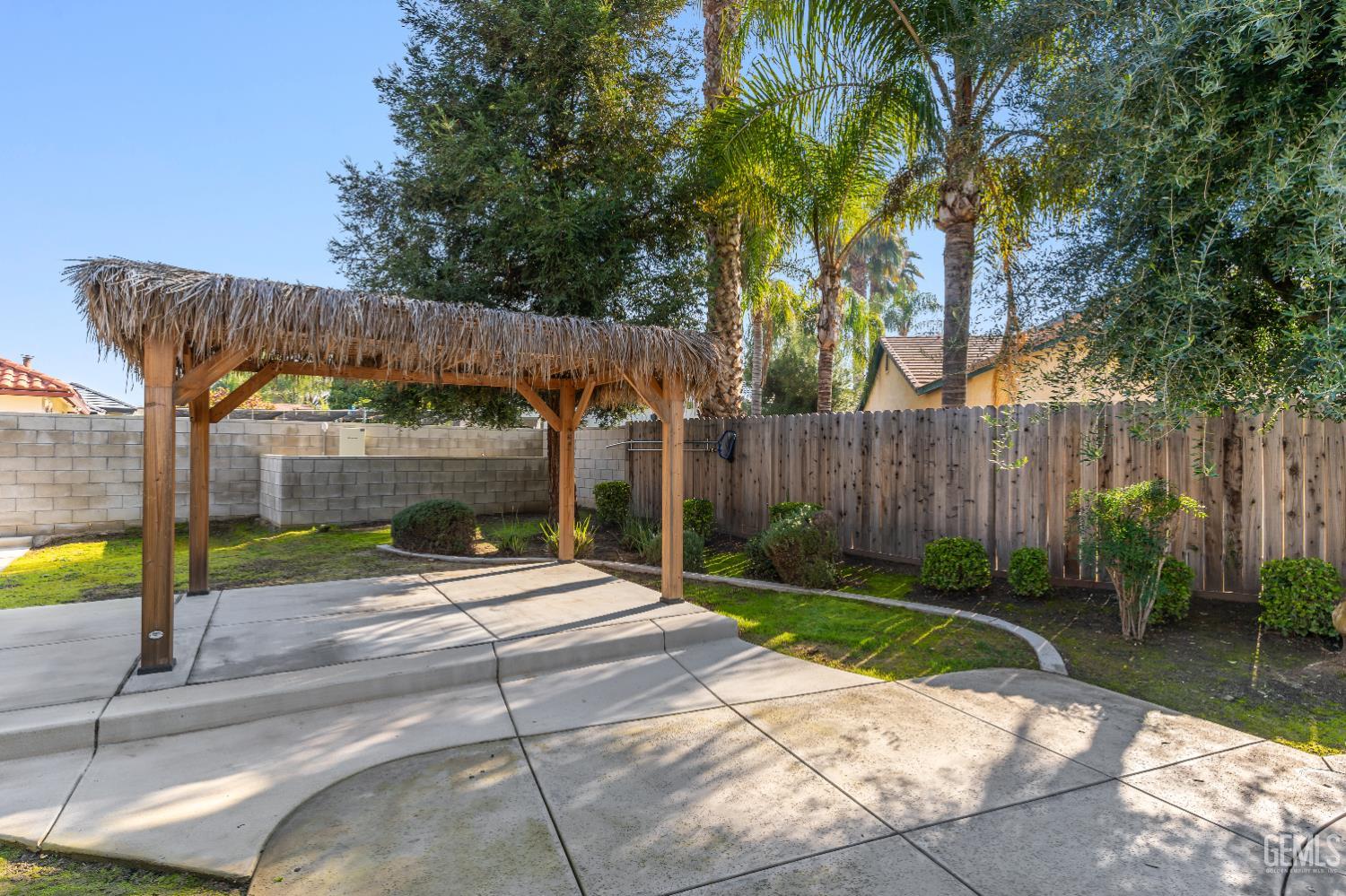 8509 Nine Iron Drive