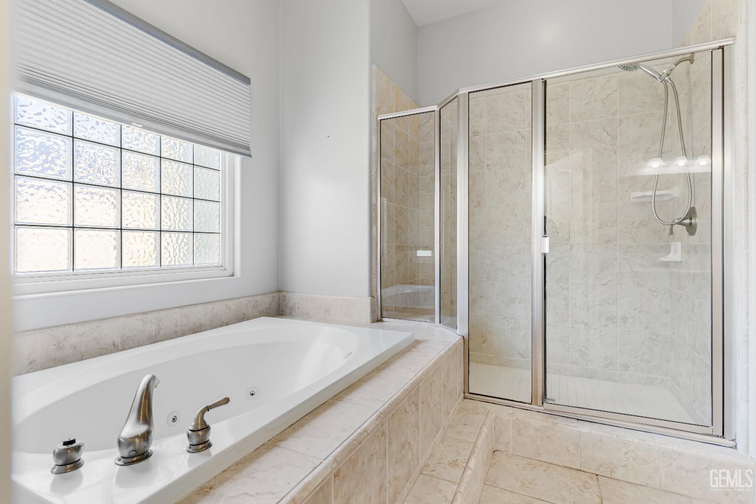 8509 Nine Iron Drive