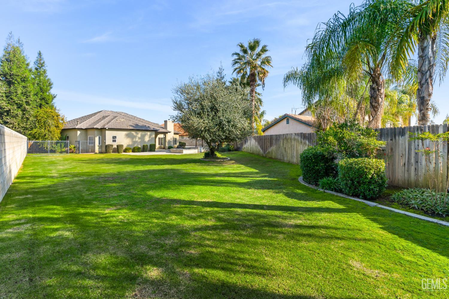 8509 Nine Iron Drive