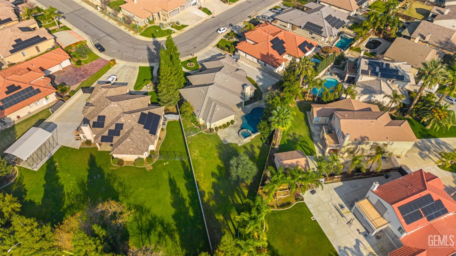 8509 Nine Iron Drive