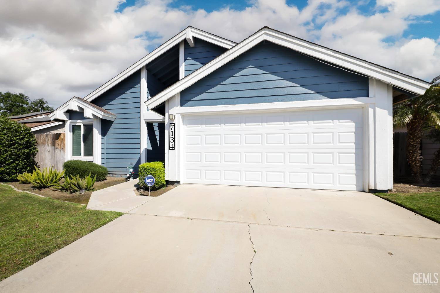 7134 Hanover Circle