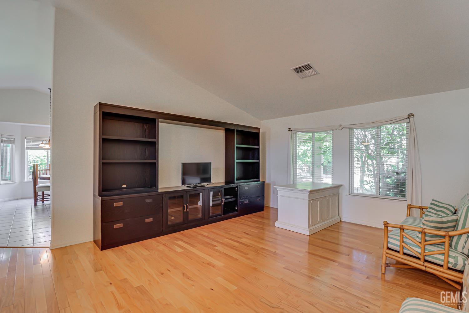 8606 Rockhampton Drive