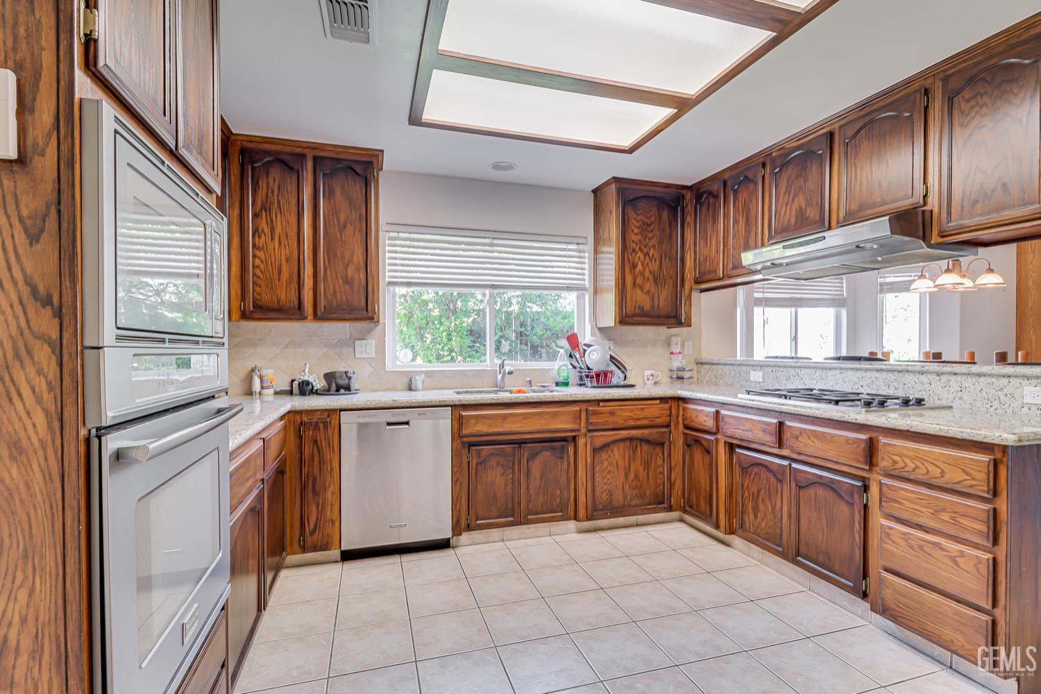 8606 Rockhampton Drive