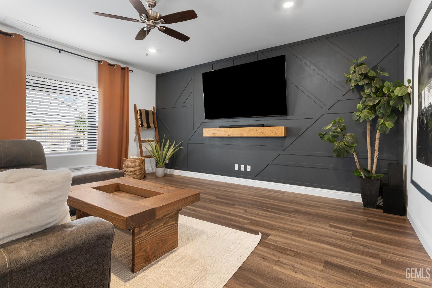 3407 Trail River Lane