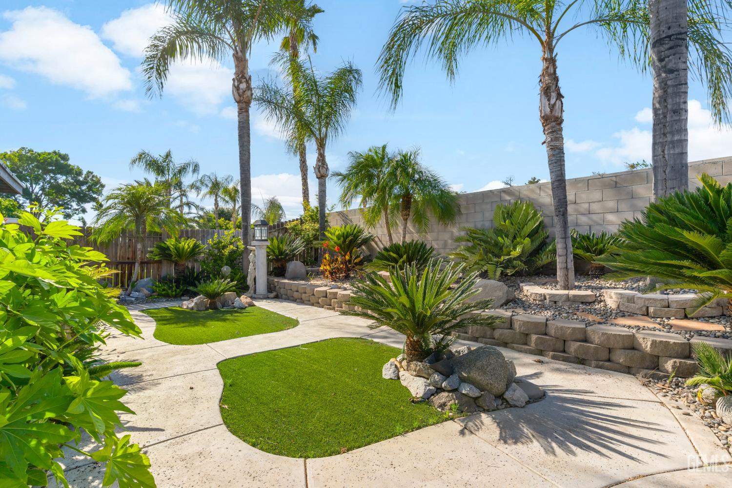 9910 Blackfoot Drive