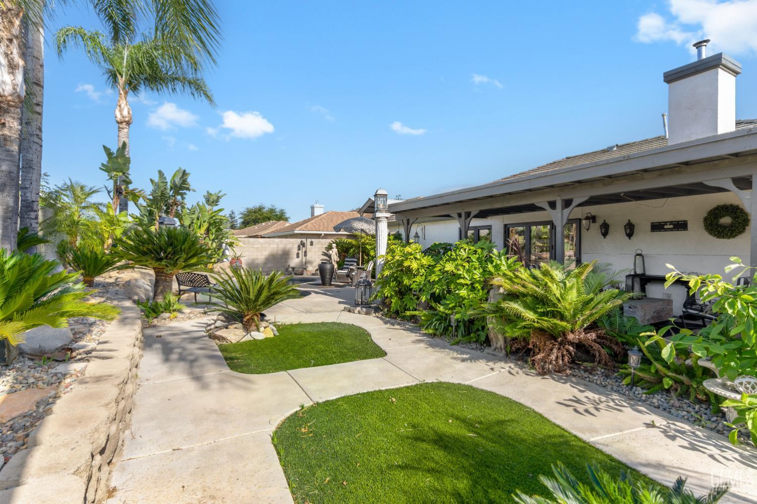 9910 Blackfoot Drive