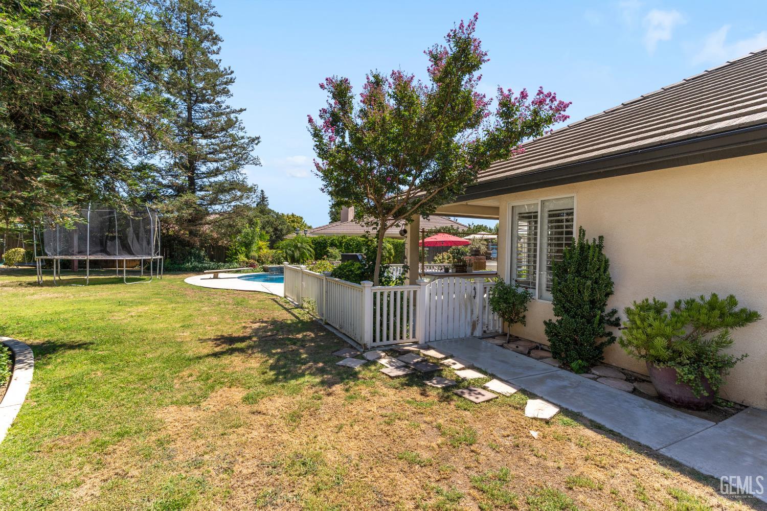 10507 Chapel Hill Way