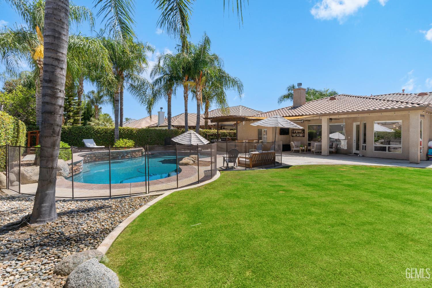 13506 Coco Palm Court