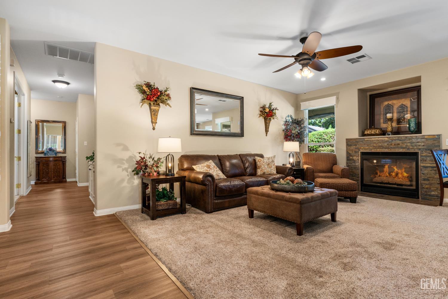 2914 Rose Petal Street