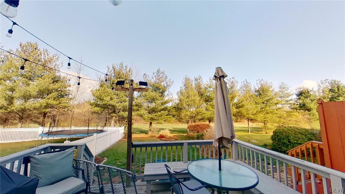 8087 Heritage Drive