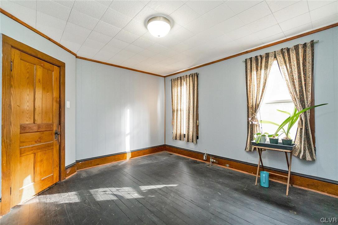 1852 Astolat Road