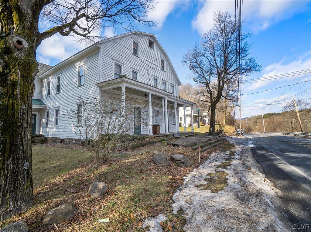 1852 Astolat Road