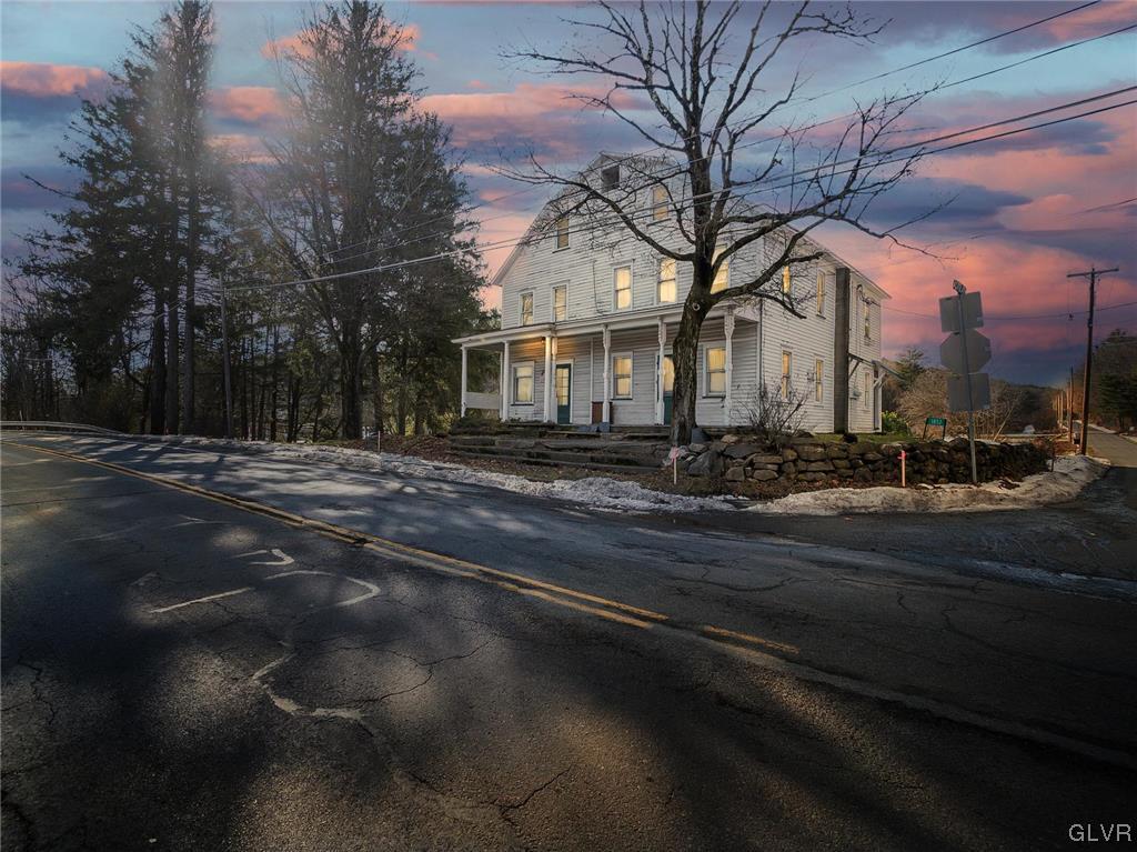 1852 Astolat Road