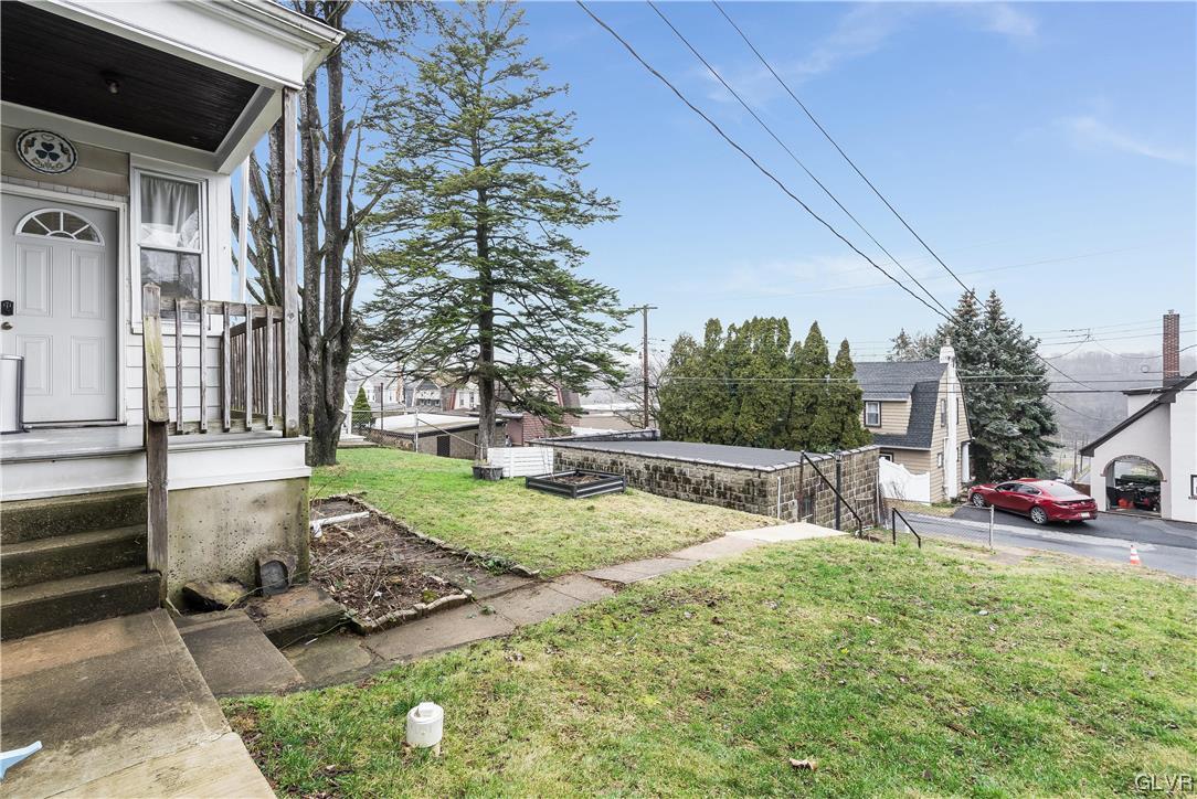 1923 Ferry Street