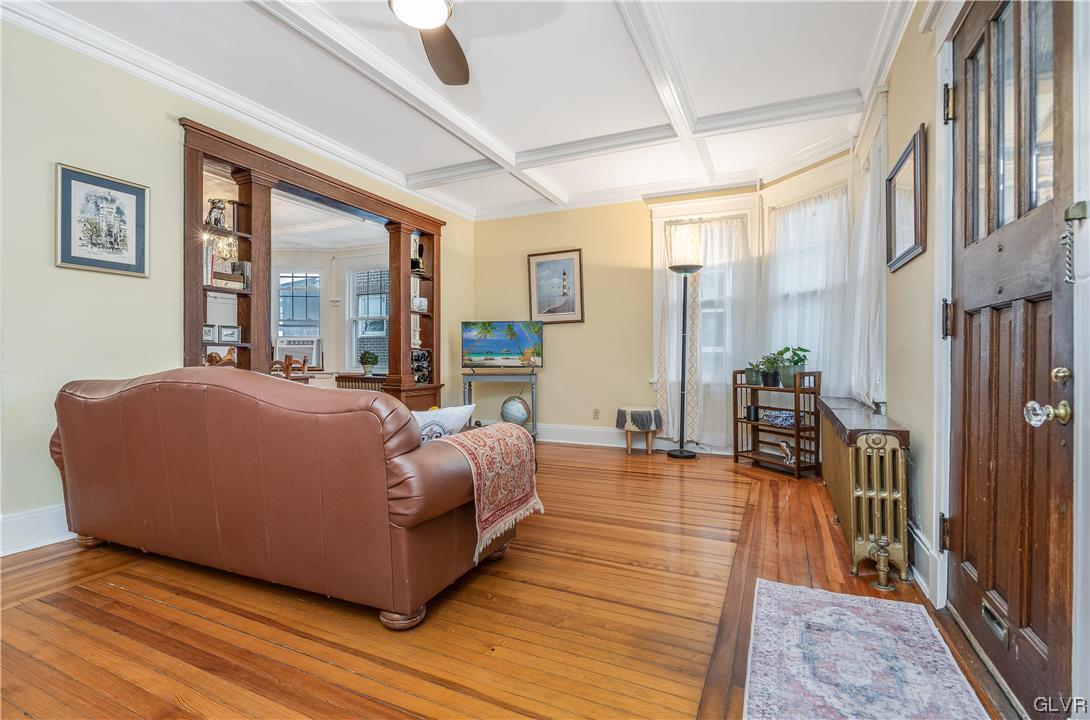 1923 Ferry Street